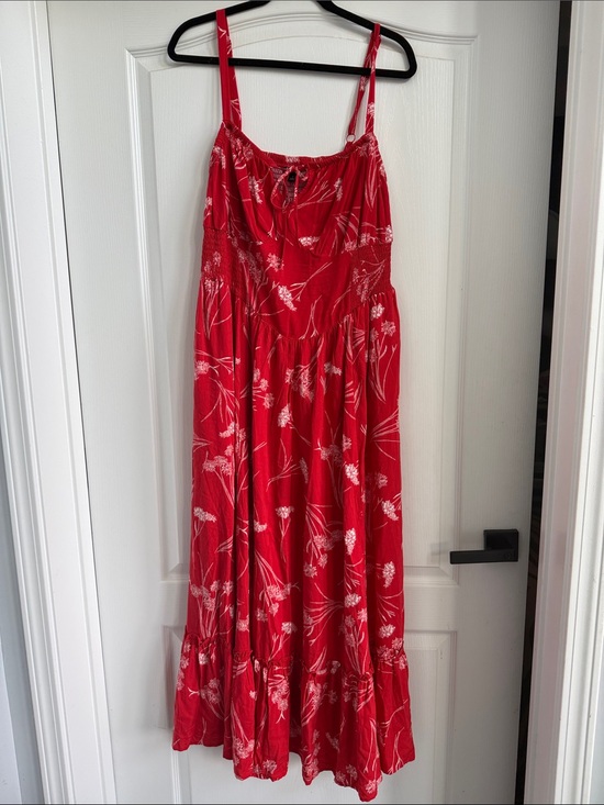 torrid Dresses & Skirts - Torrid Red Floral Maxi Sun Dress with Pockets!